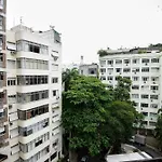 Omar do Rio - BC 473/704: Aconchegante 2 Qtos c/ Garagem, Internet + Wi-Fi, Smart TV, próximo ao Metrô e às praias de Ipanema e Copacabana